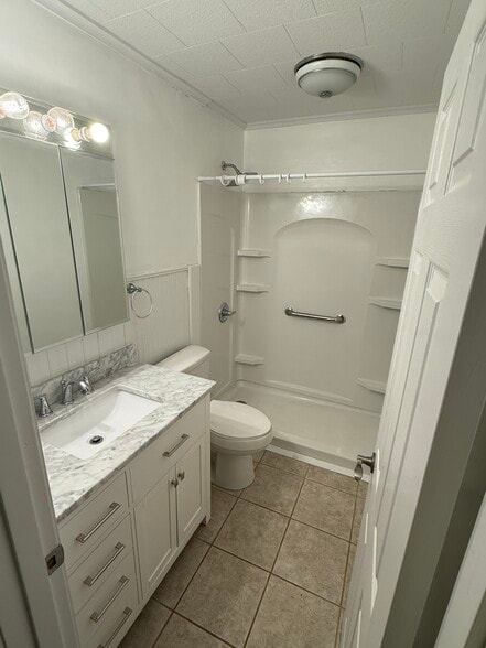 Building Photo - 3212 S Palmer St