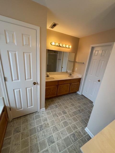 Building Photo - 3095 Caitlynn Dr