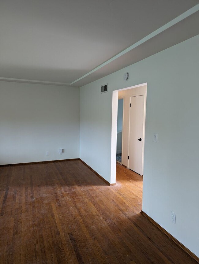 Building Photo - 2 Bed/1 Bath in Lemon Grove