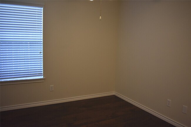 Building Photo - 15318 Ochre Leaf Trail