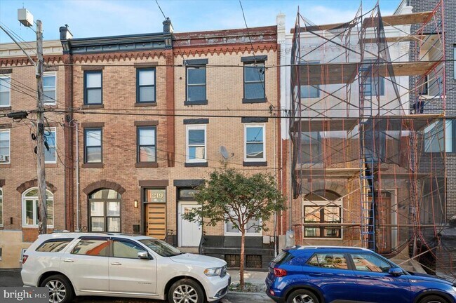 Building Photo - 1217 N 28th St
