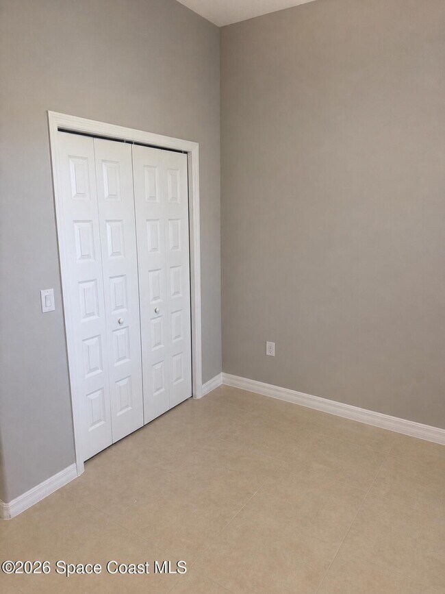 Building Photo - 3010 Avalonia Dr