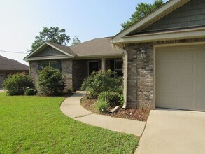 Building Photo - Updated Photos To Come Soon!