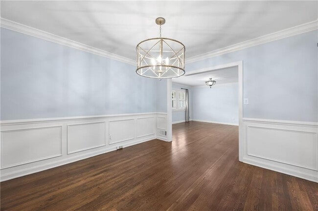 Building Photo - 128 Osner Dr NE