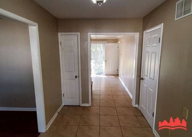 Building Photo - 1251 Singing Trees Dr