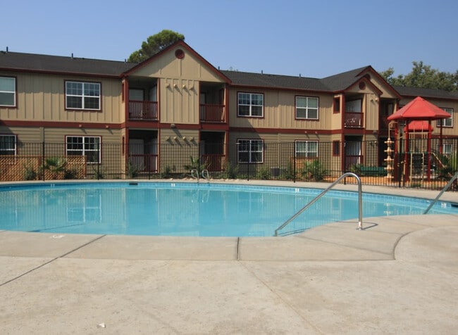 Building Photo - Chico Courtyards
