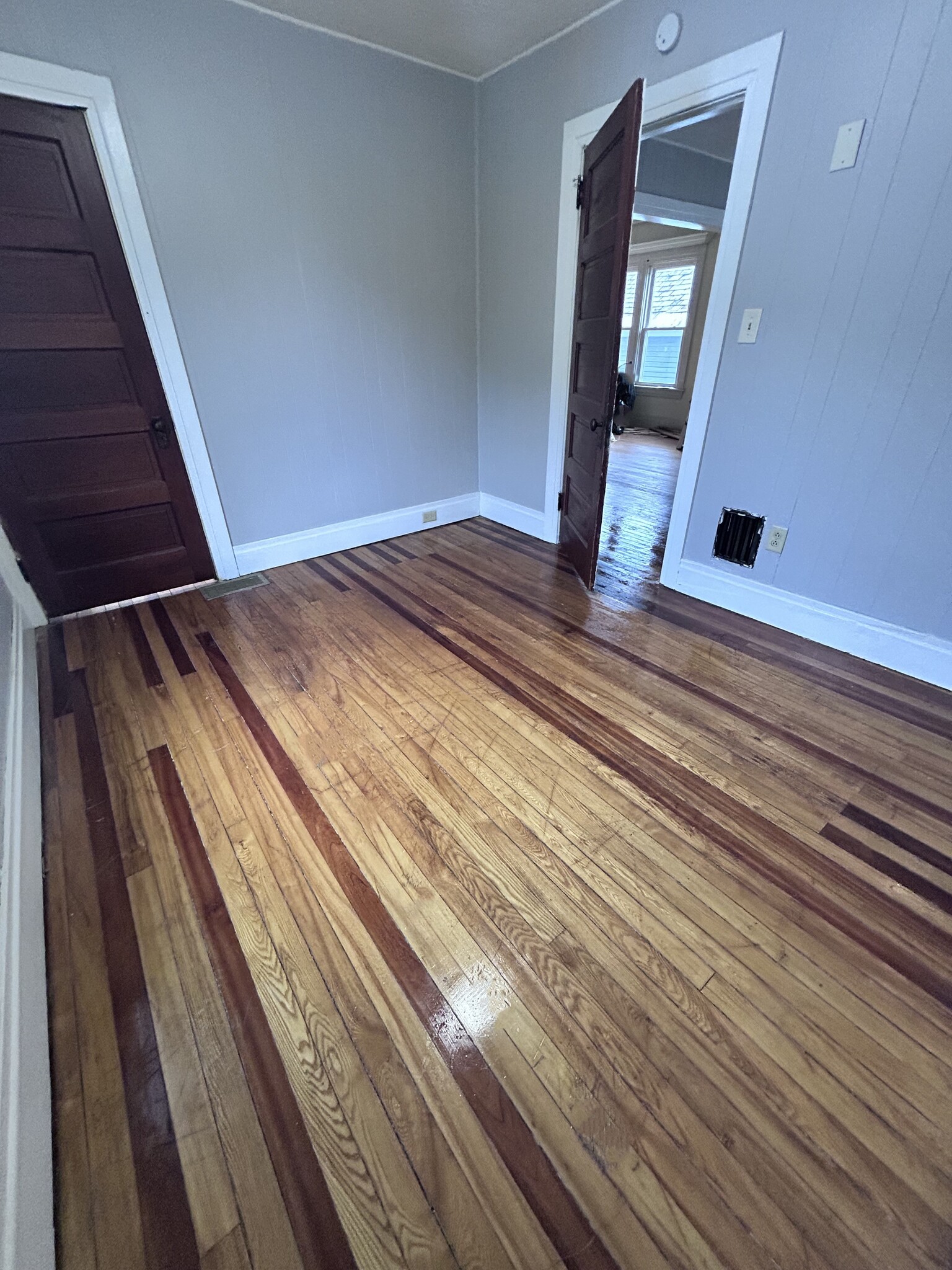 Bedroom 1 - 31 Dix Ave