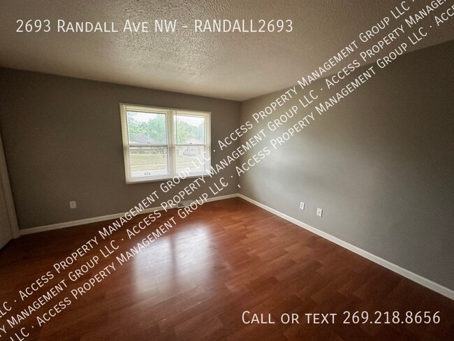 Building Photo - 2693 Randall Ave NW
