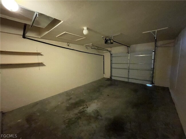 Building Photo - 621 SE 46th Ter