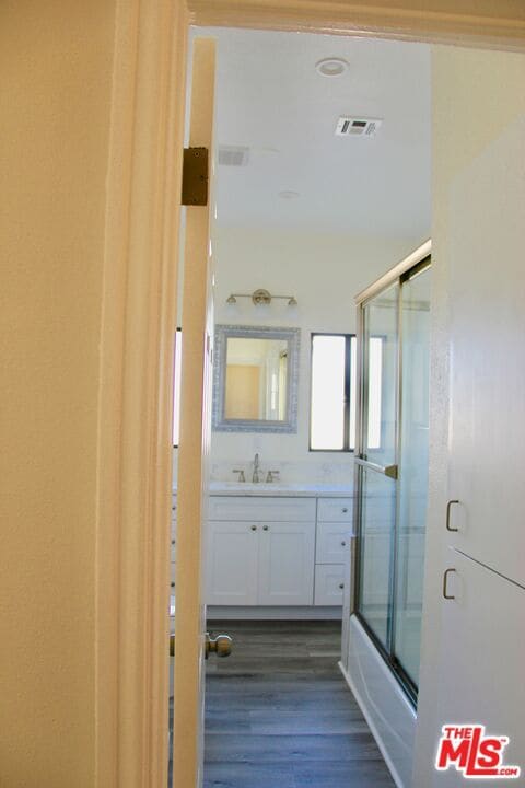 Building Photo - 1239 S Hudson Ave