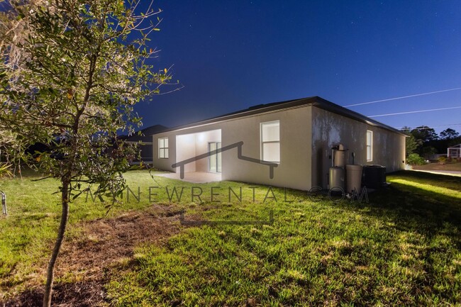 Building Photo - 3093 Spice Ln