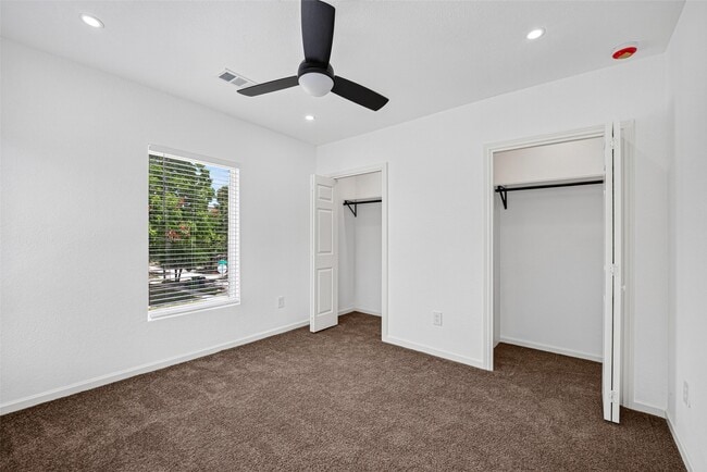 Building Photo - 3701 Hutchins St