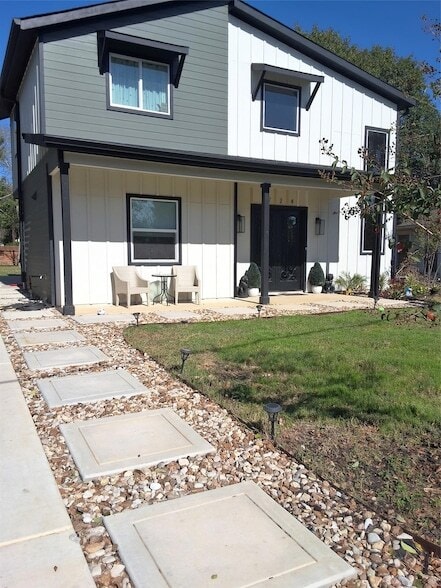 Building Photo - 724 Ramsey Ave