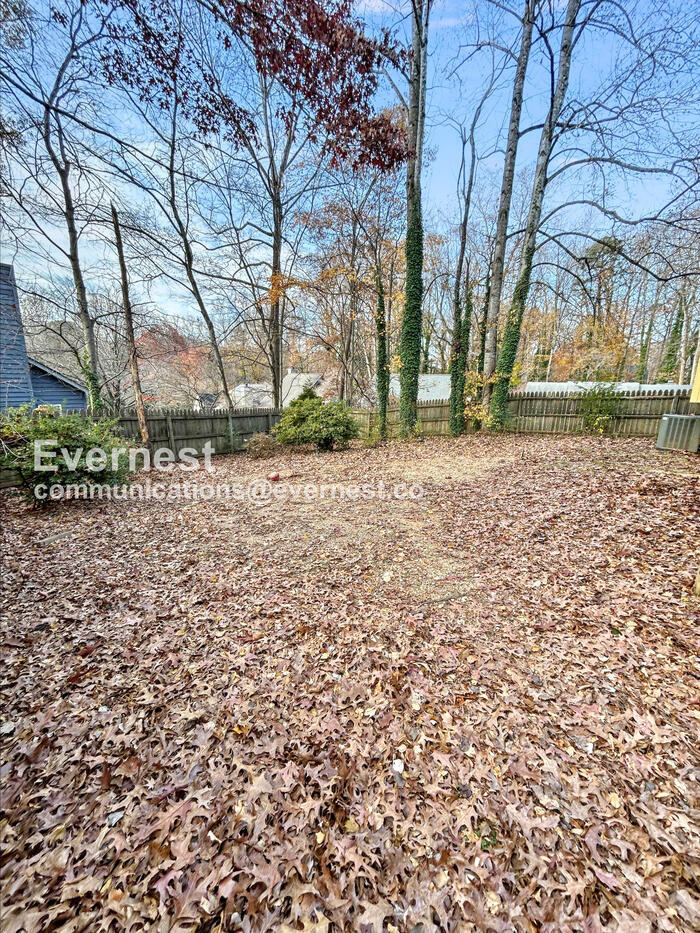 Building Photo - 57 Carrisbrooke Ln