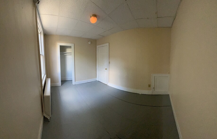 Building Photo - 29 N Union St