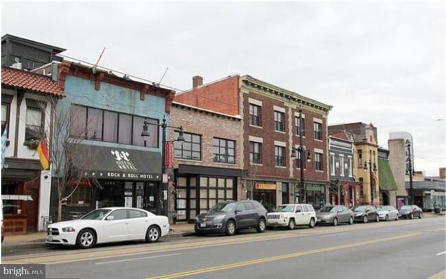 Building Photo - 1739 Gales St NE