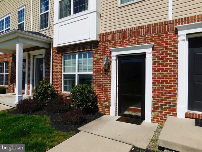 Building Photo - 82 Riverwalk Blvd