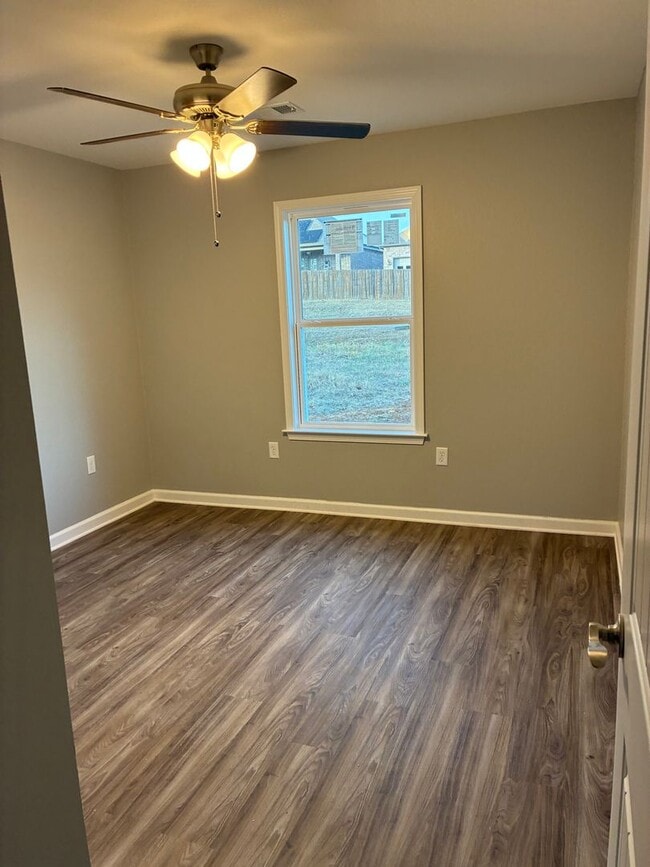 Building Photo - Brand New Construction in Quiet Searcy Neighborhood