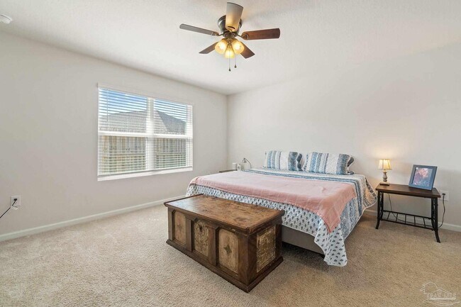 Building Photo - 5252 Peach Dr