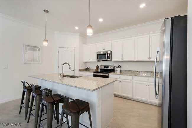 Building Photo - 14498 Cantabria Dr