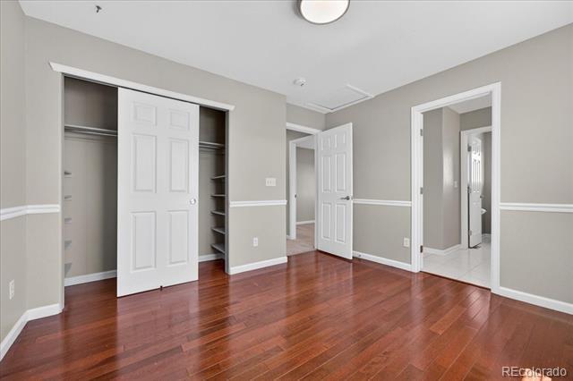 Building Photo - 10543 Laurelglen Cir