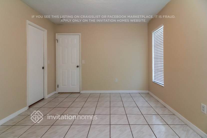 Building Photo - 11421 NW 30th St