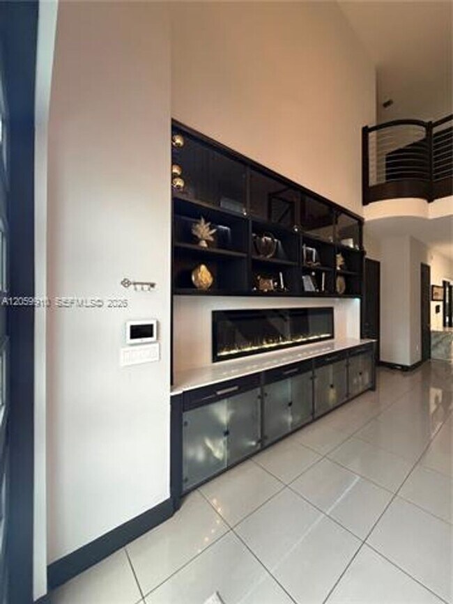 Building Photo - 13661 SW 160th Ct