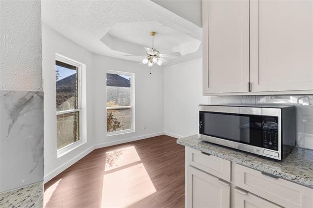 Building Photo - 3005 Club Hill Dr