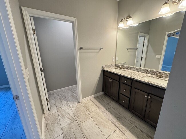 Building Photo - Immaculate 3-Bedroom, 2-Bathroom Home in Palm Bay