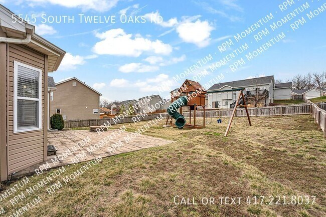 Building Photo - 5545 S Twelve Oaks Rd