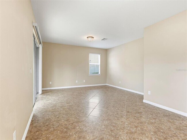 Building Photo - 2499 Calvano Dr