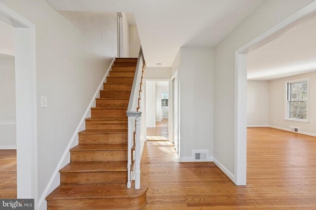 Building Photo - 1012 Morris Ave