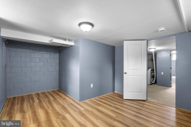 Building Photo - 6212 Carters Ln