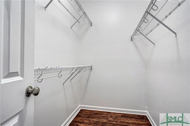 Building Photo - 179 Willow Point Cir