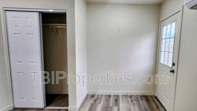Building Photo - 508 Olive St