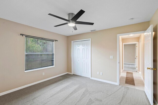 Building Photo - 40 Riddle Dr