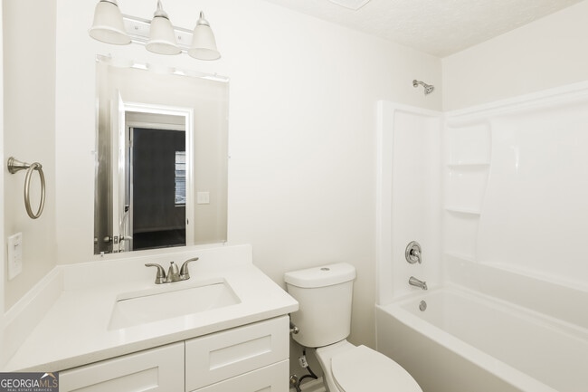 Building Photo - 9555 Fairway Turn