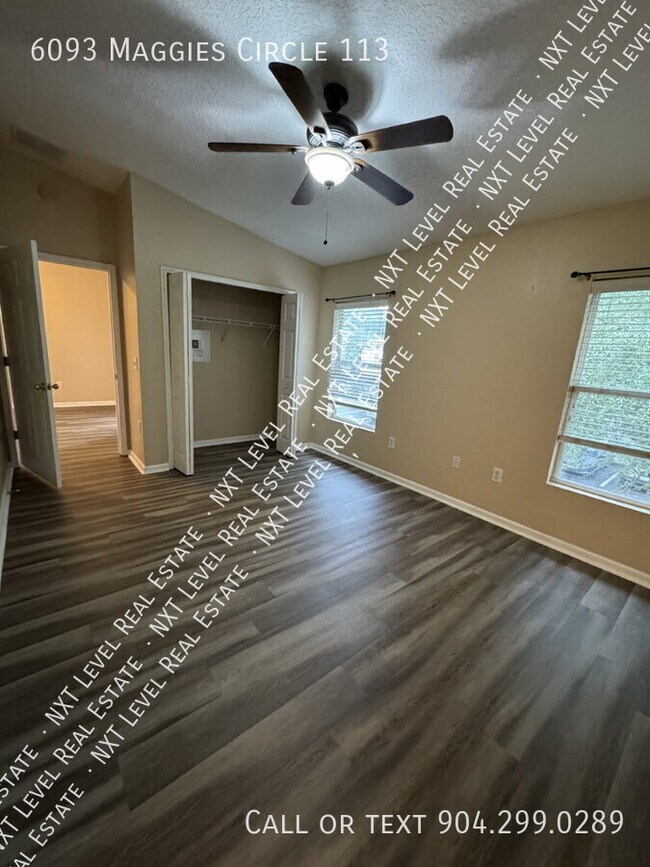 Building Photo - 6093 Maggies Cir