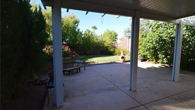 Building Photo - 2290 Bull Lake Dr