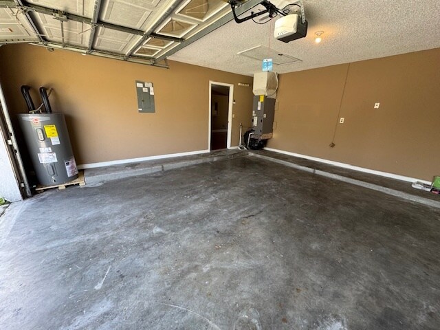 Building Photo - 7057 Swamp Flower Dr N