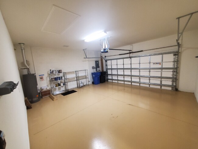 Building Photo - 276 Carlino Dr