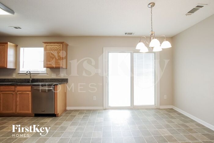 Building Photo - 7315 Aragorn Ln