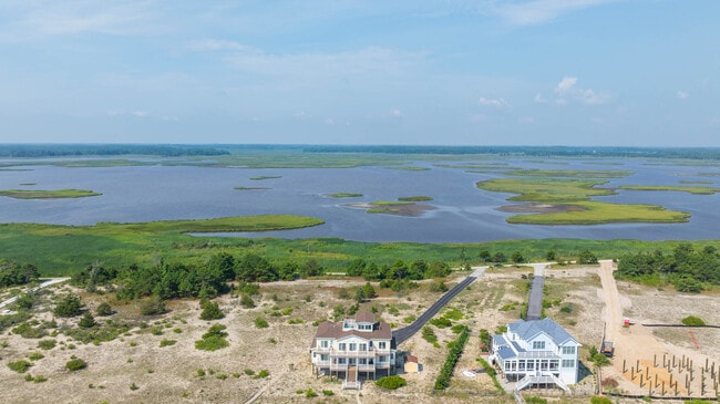 Building Photo - 29331 Clifton Shores Dr