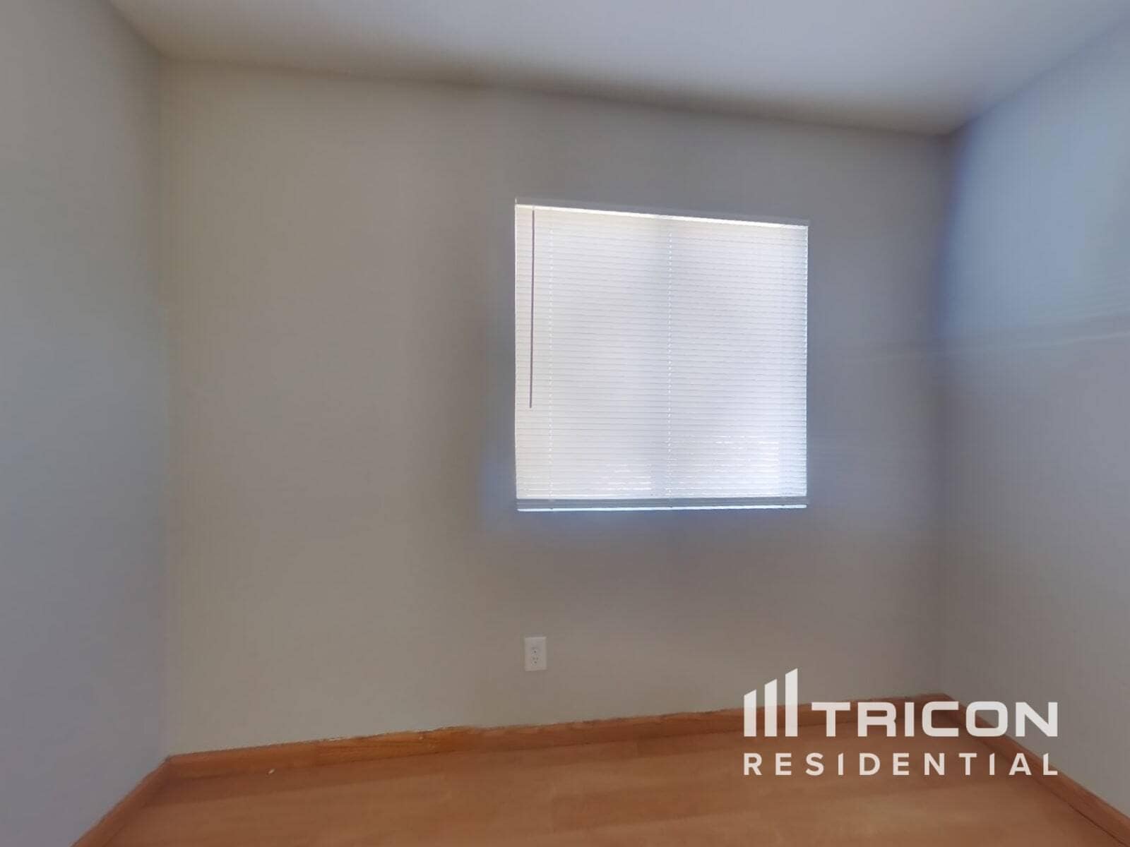 Building Photo - 9027 Warm Springs Cir