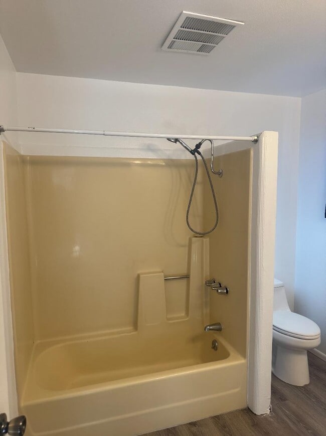 Building Photo - 119 Paper Collar Row