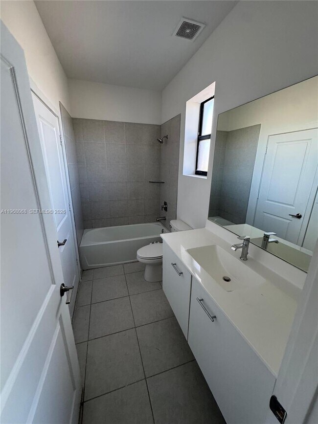 Building Photo - 17355 SW 41st St