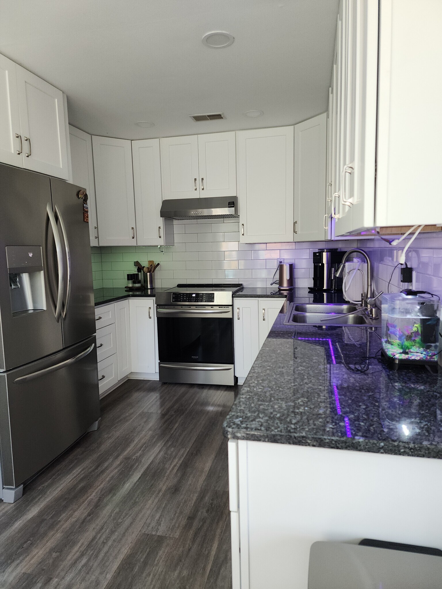 Kitchen - 1 Longspur Ct