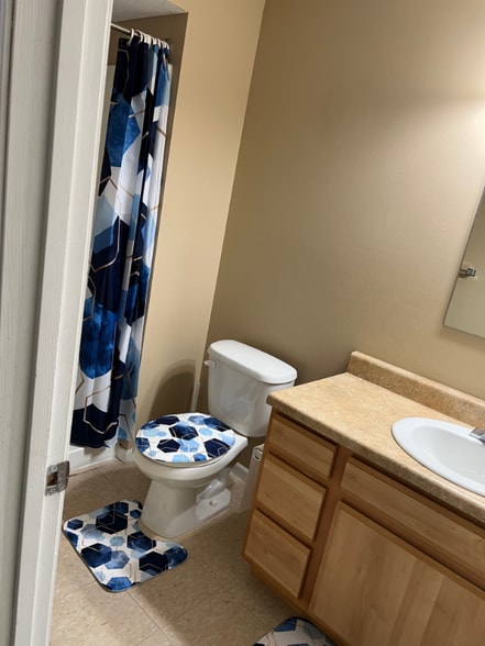 Building Photo - 1839 Merchant St