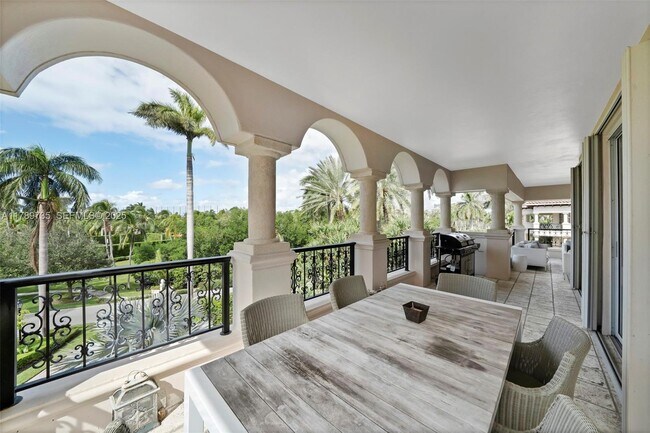 Building Photo - 19237 Fisher Island Dr