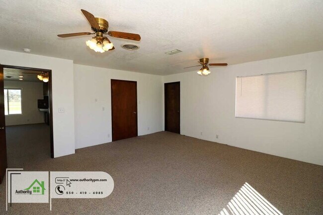 Building Photo - 3253 Tarmac Rd